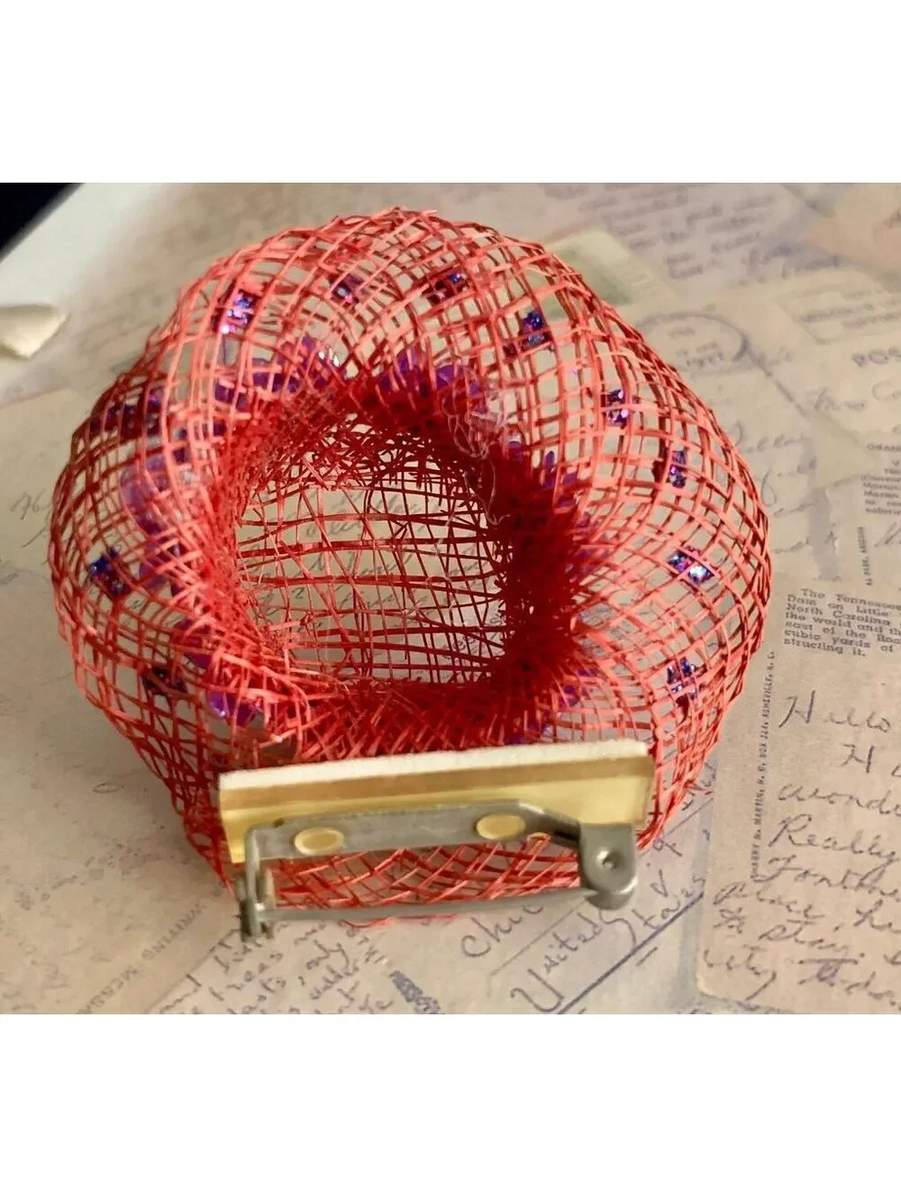 Vintage Charming Red Mesh Mini Hat Hair Clip with Purple Floral Sequins